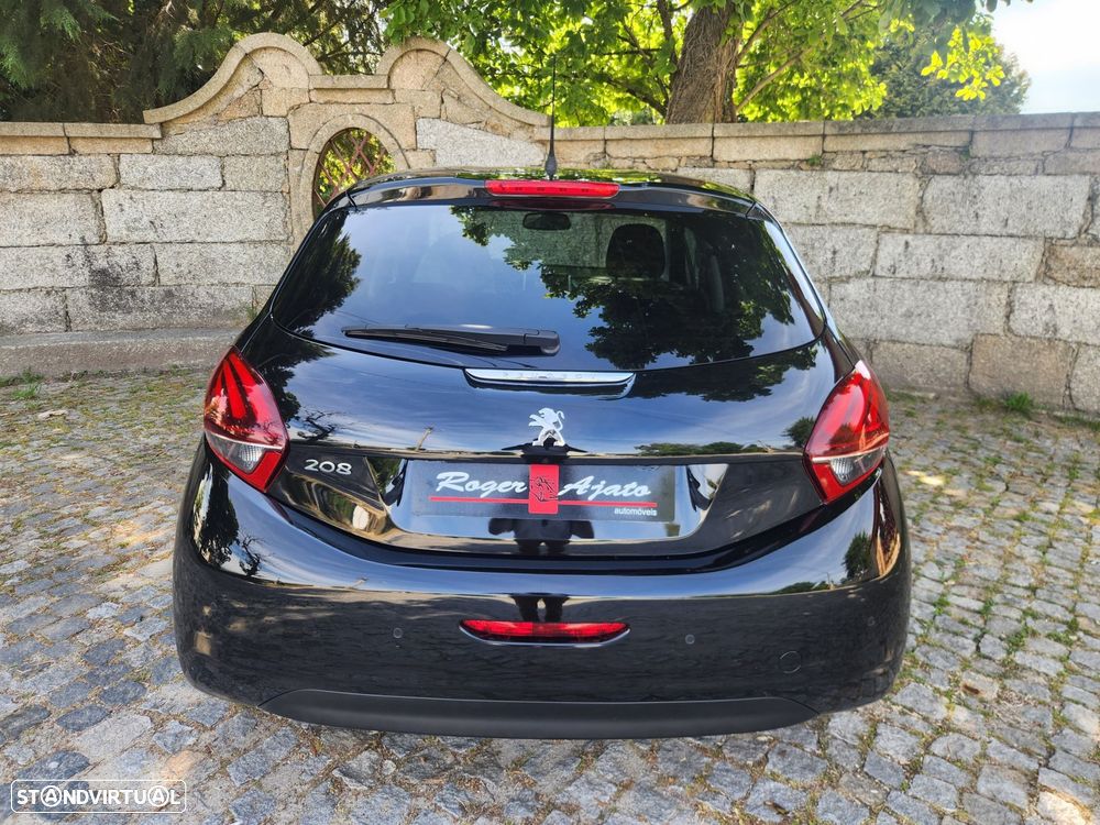 Peugeot 208 1.5 BlueHDi Signature - 48