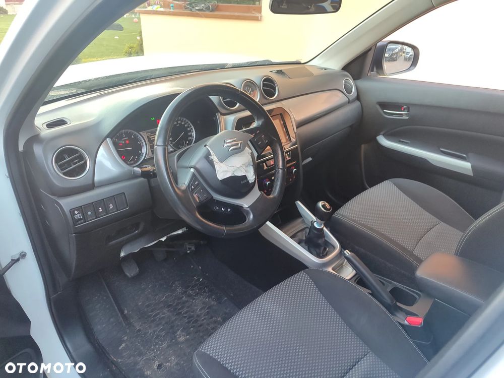 Suzuki Vitara 1.6 DDiS (4x2) Comfort - 13