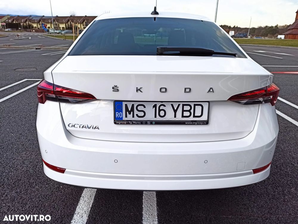 Skoda Octavia 2.0 TDI Essence - 4