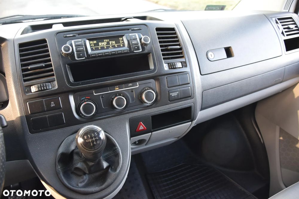 Volkswagen Transporter L2H2 - 12