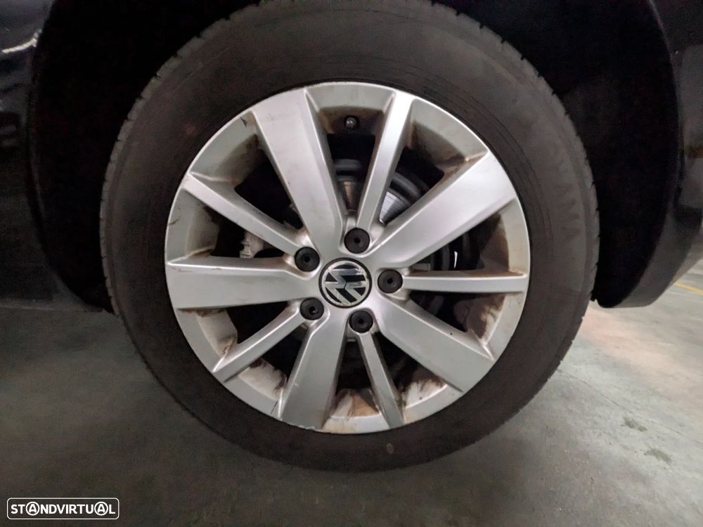VW Golf 1.6 TDi Edition - 22