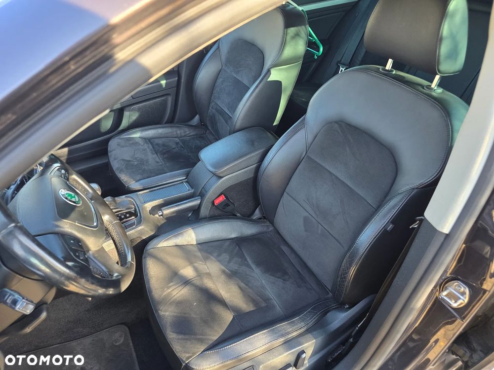 Skoda Superb 1.8 TSI DSG Elegance - 11