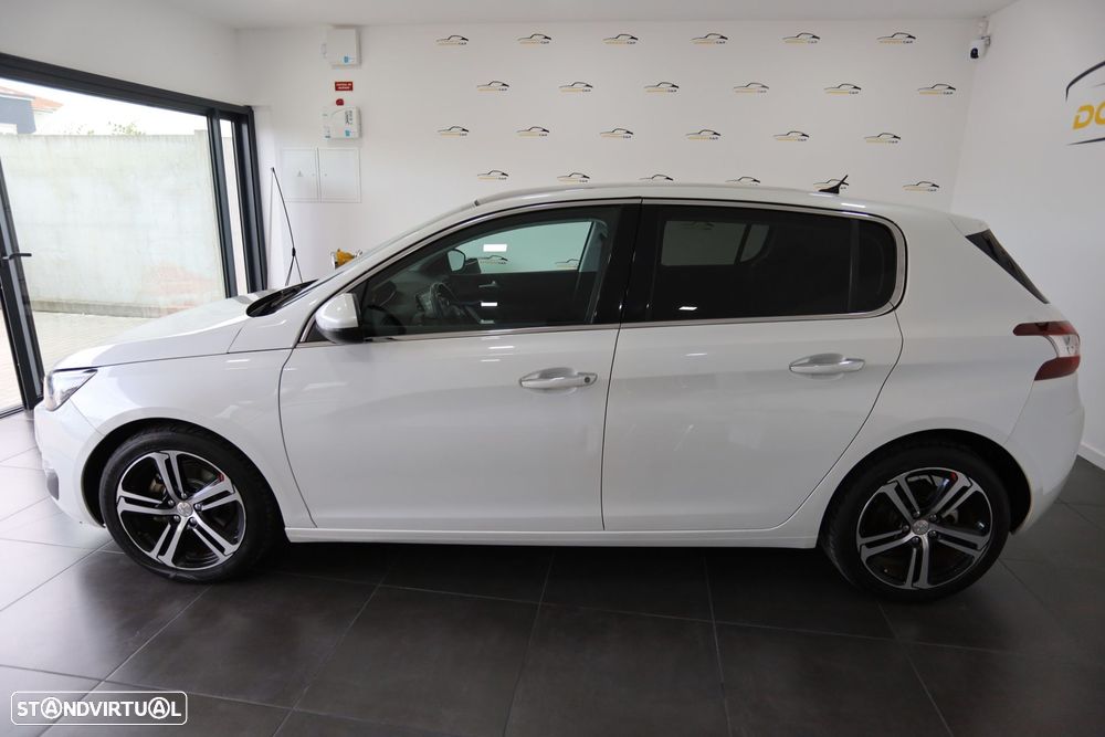 Peugeot 308 1.6 BlueHDi Allure J17 - 4