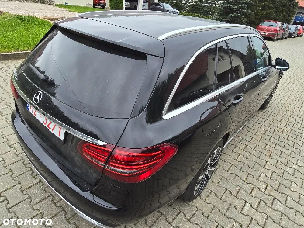 Mercedes-Benz Klasa C 300 de 9G-TRONIC - 14
