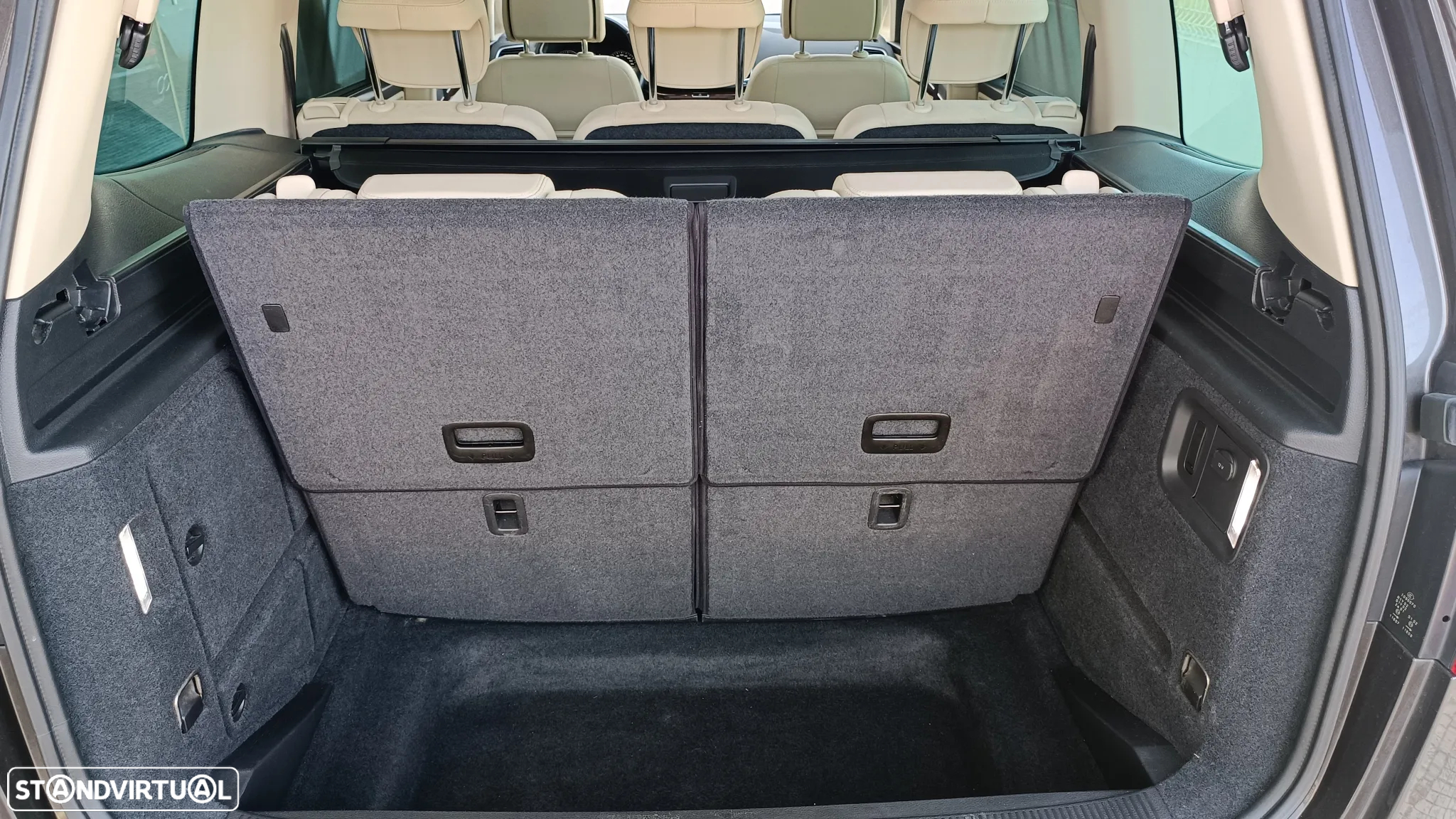 VW Sharan 2.0 TDI Highline DSG - 22