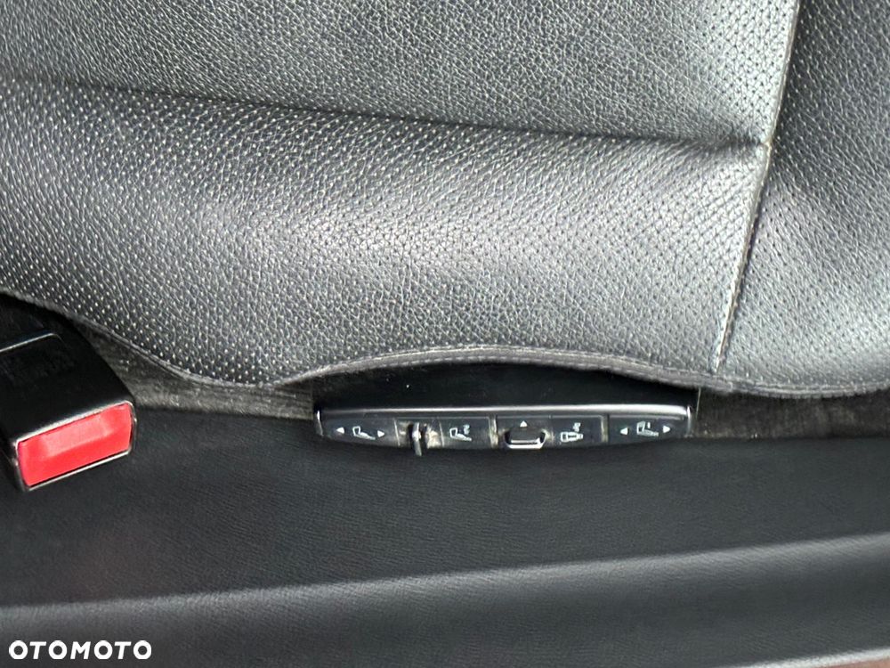 Mercedes-Benz Klasa E 350 CDI DPF 4Matic BlueEFFICIENCY 7G-TRONIC Avantgarde - 9