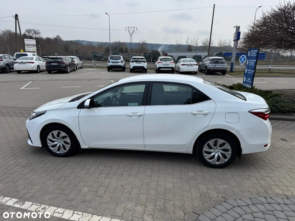 Toyota Corolla 1.4 D-4D Comfort - 3