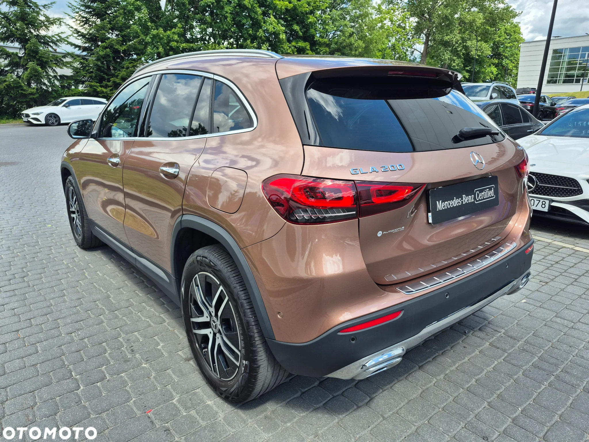 Mercedes-Benz GLA 200 4-Matic Progressive - 10