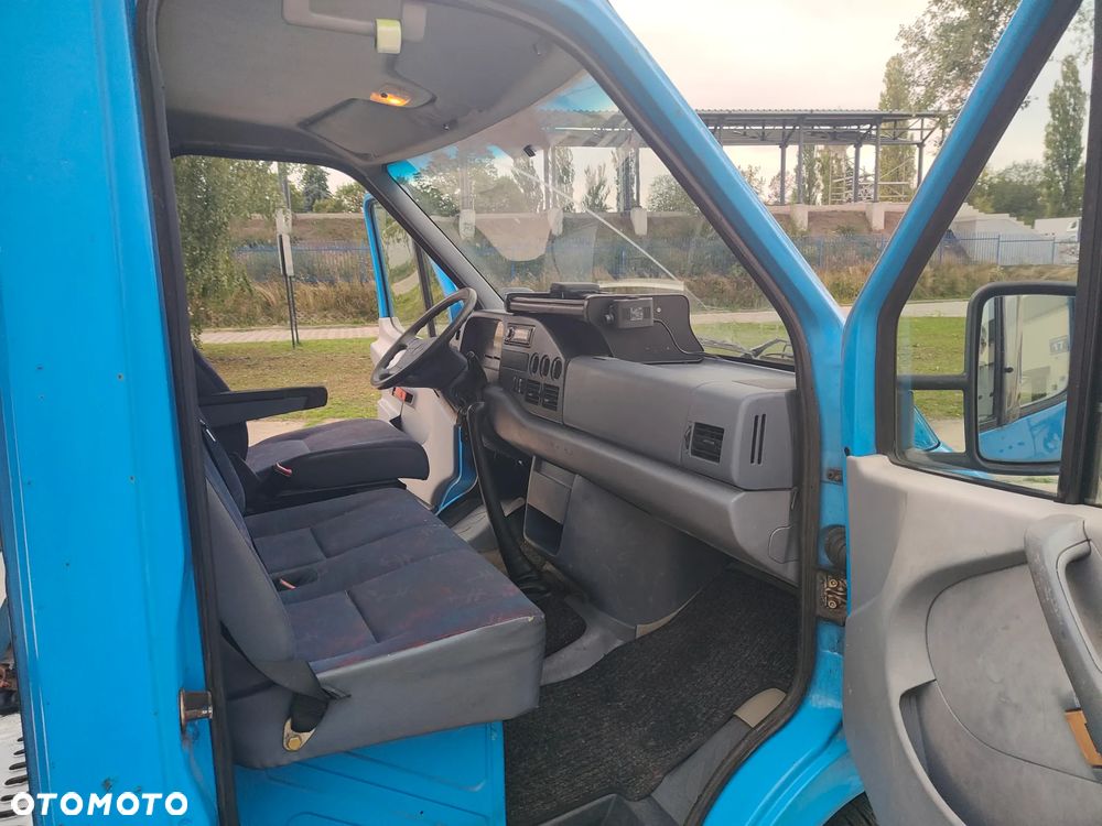 Mercedes-Benz sprinter - 15