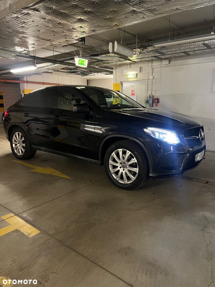 Mercedes-Benz GLE - 1