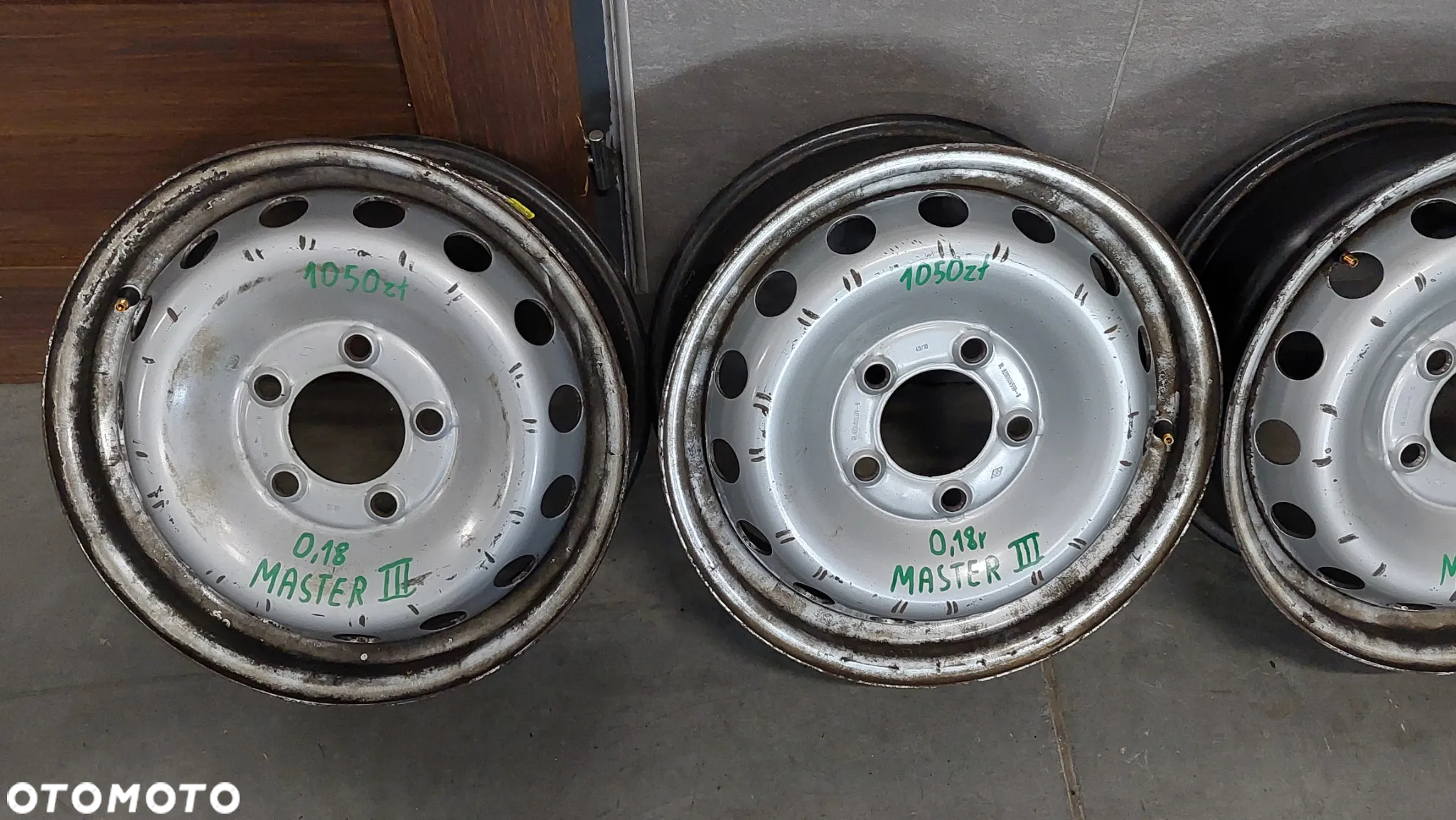 FELGI STALOWE RENAULT MASTER III 3 KOMPLET 16 CALI 5X130 6,5 J ET50 R 2018 NR 403000037R - 2
