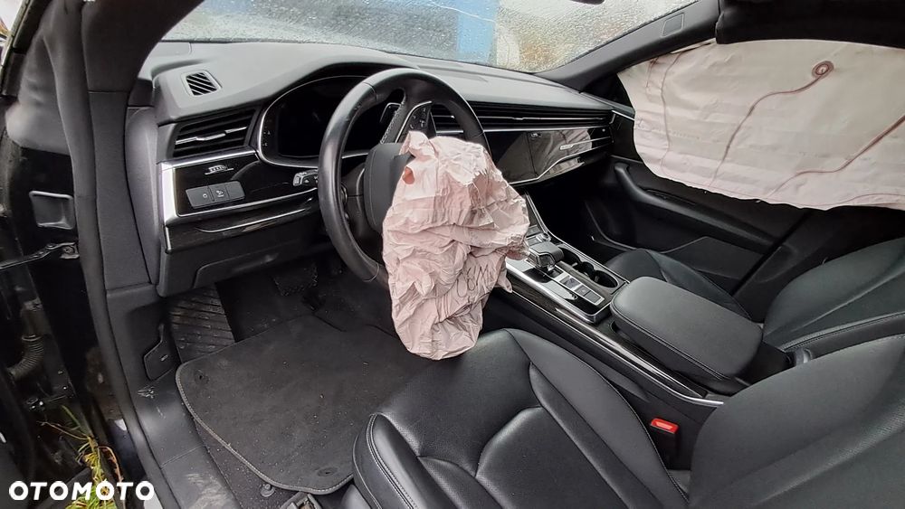 Audi Q8 SUV TFSI quattro 250 kW tiptronic S line business - 7