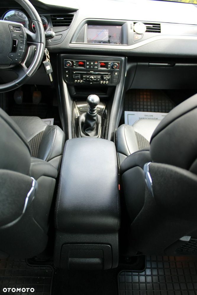 Citroën C5 2.0 HDi Exclusive - 23
