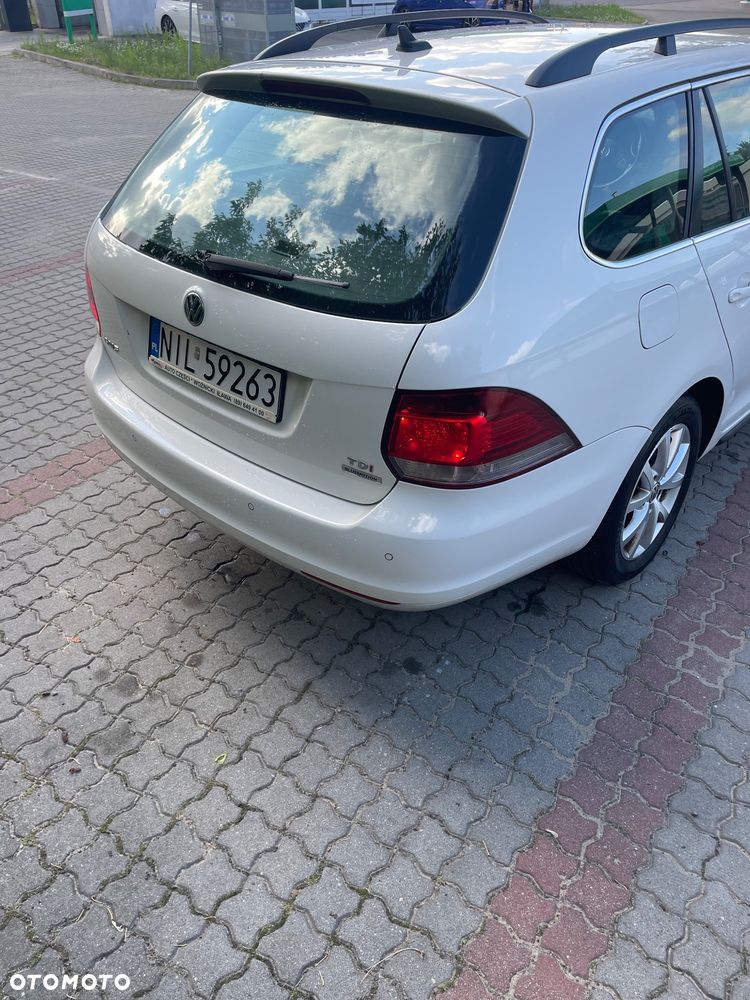 Volkswagen Golf 1.6 TDI BlueMot Comfortline DSG - 10