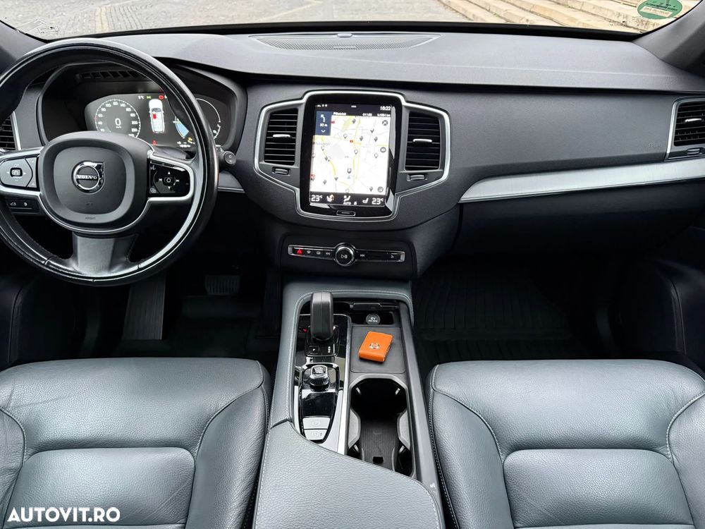 Volvo XC 90 - 28