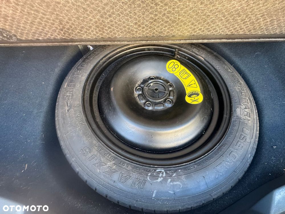 Ford Grand C-MAX - 18