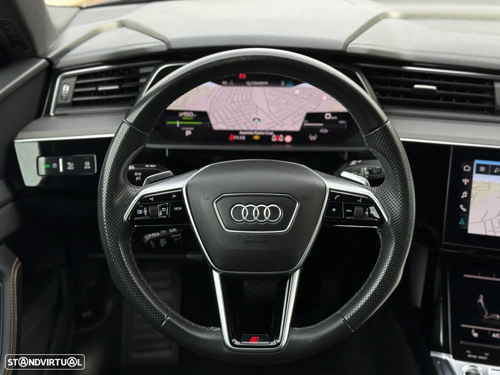 Audi e-tron 55 quattro S line - 33