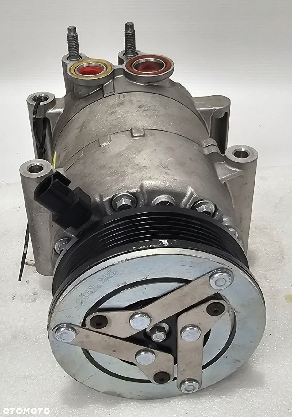NOWA ORYGINALNA SPRĘŻARKA KLIMATYZACJI FORD / VOLVO - AV61-19D629-CA - 3