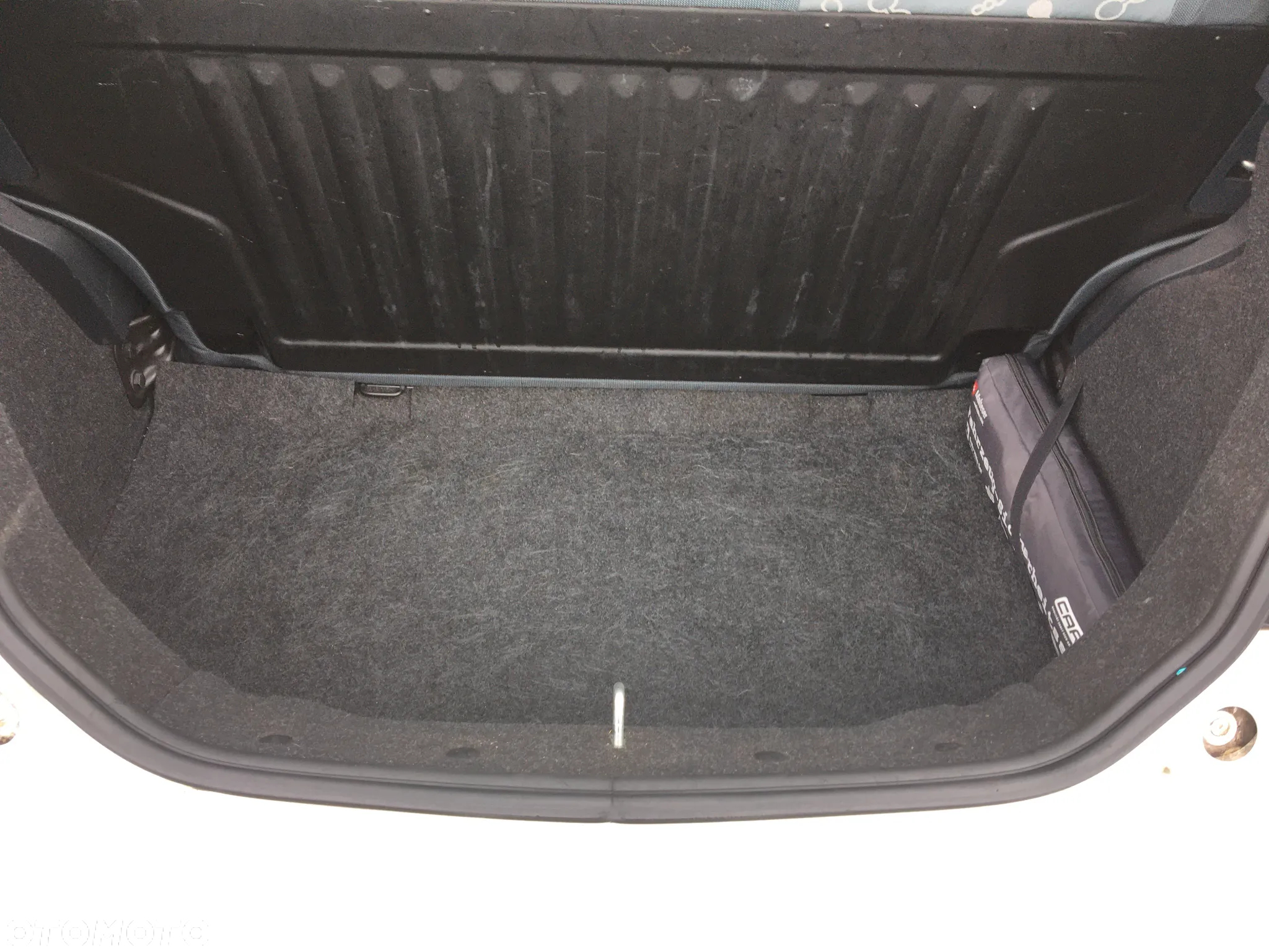 Ford KA 1.2 Ambiente - 28