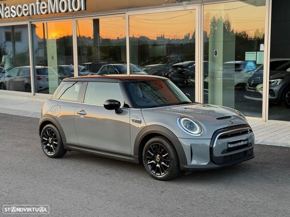 MINI 3 Portas Cooper SE Classic - 4