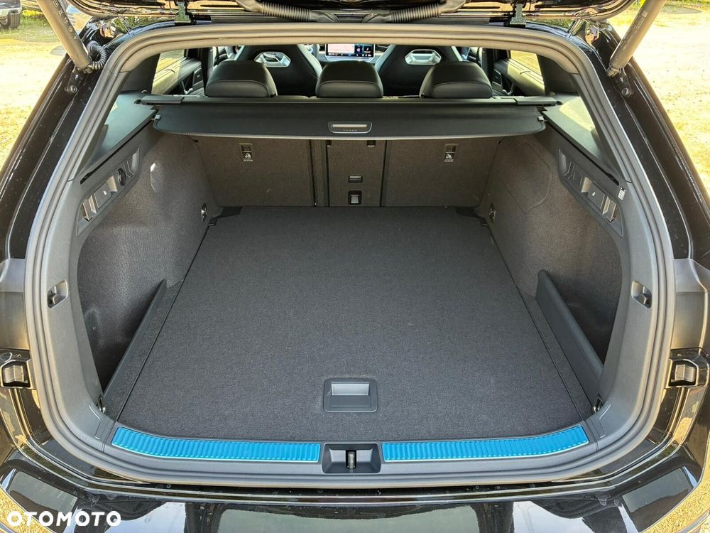 Volkswagen Passat Variant - 34