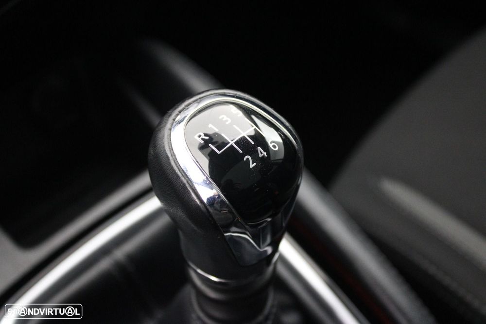 Nissan Qashqai 1.5 dCi N-Connecta Business - 22