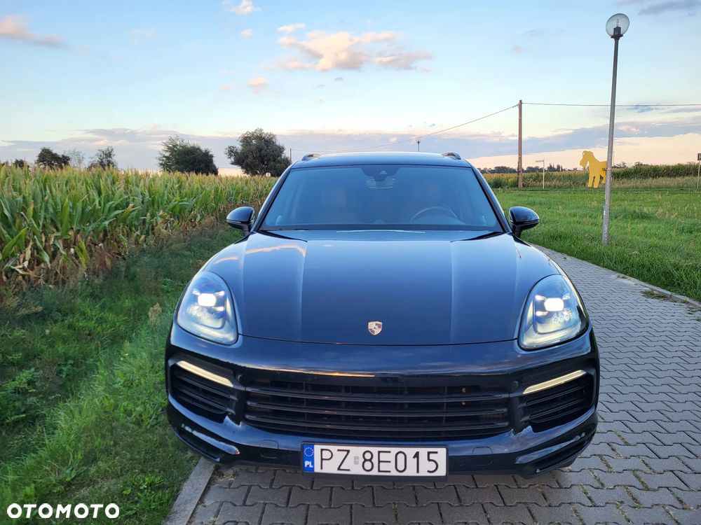 Porsche Cayenne Standard - 5