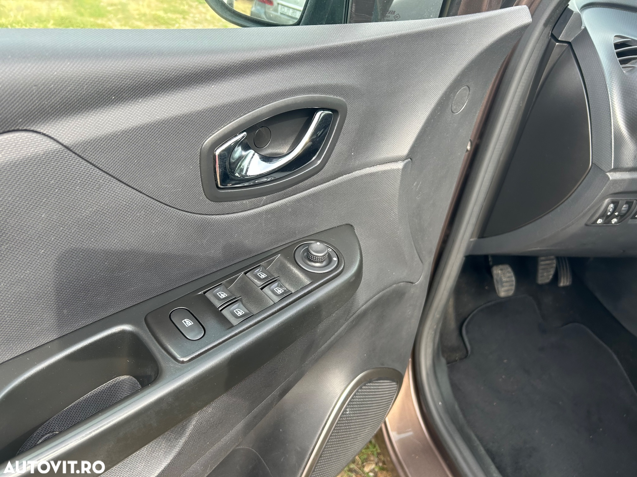 Renault Captur (ENERGY) dCi 90 INTENS - 15