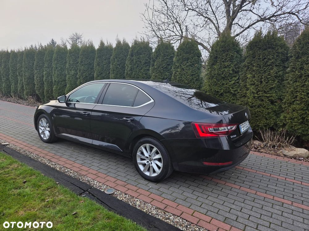 Skoda Superb - 2