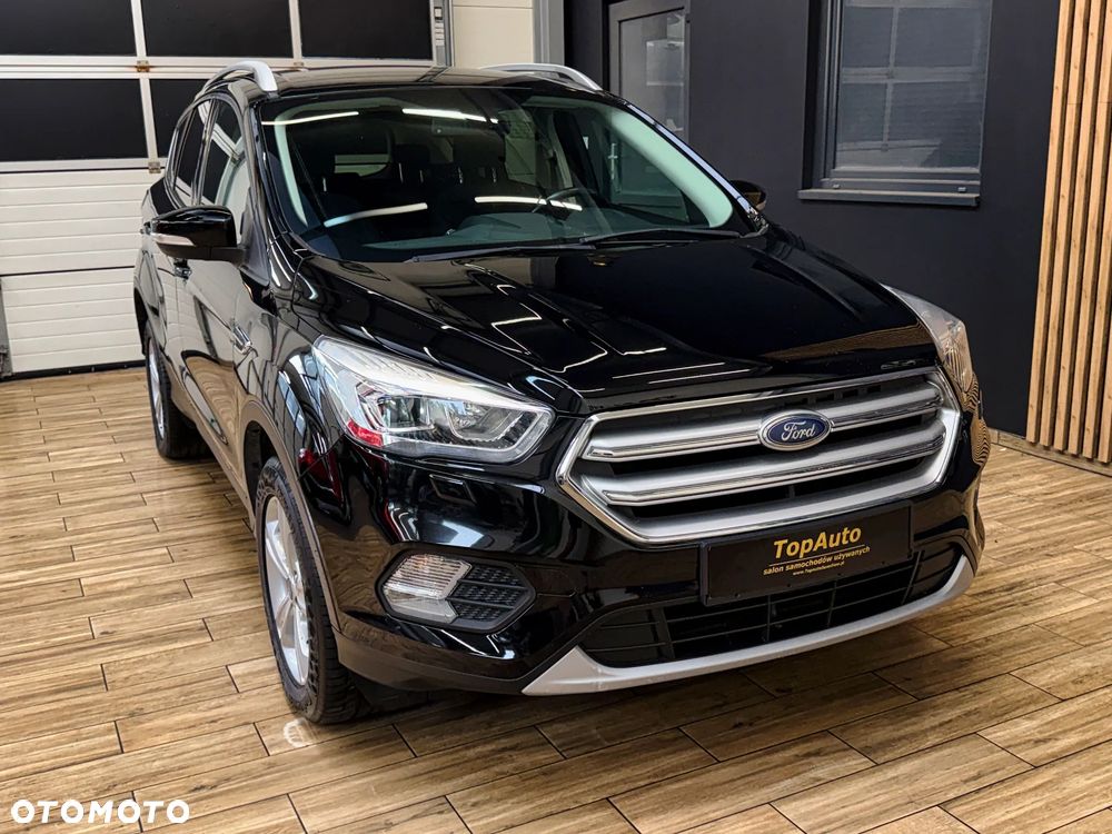 Ford Kuga 2.0 TDCi 2x4 Titanium - 4