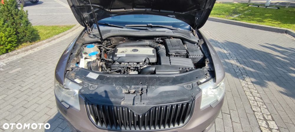 Skoda Superb 1.8 TSI Elegance DSG - 20