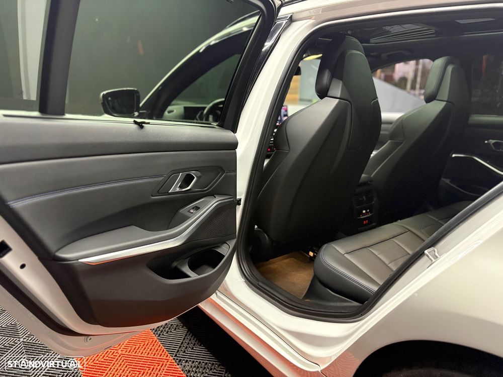 BMW 330 e xDrive Aut. M Sport - 37
