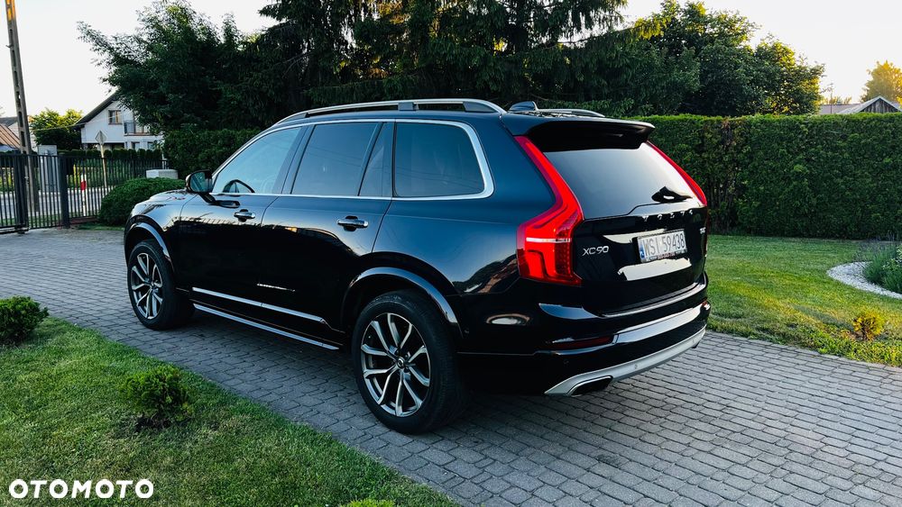 Volvo XC 90 - 8