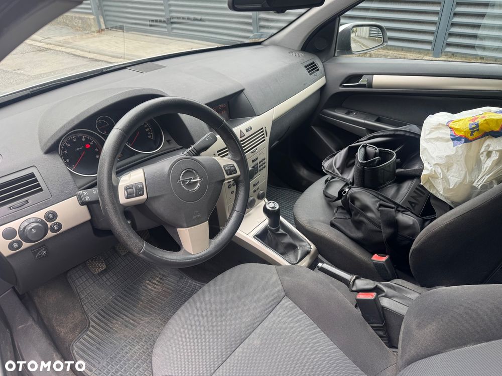 Opel Astra 1.6 Enjoy - 5