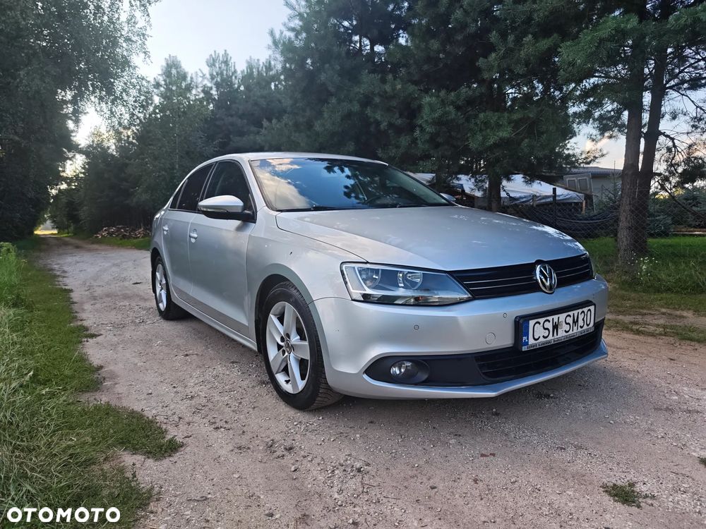 Volkswagen Jetta 1.4 TSI Comfortline - 18