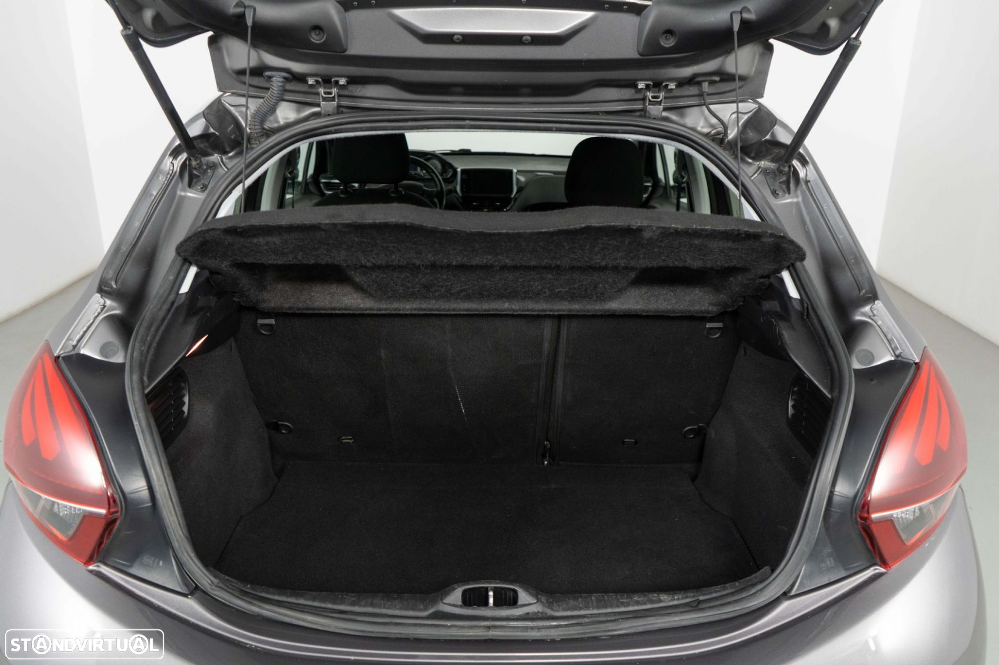 Peugeot 208 1.2 PureTech Style - 12