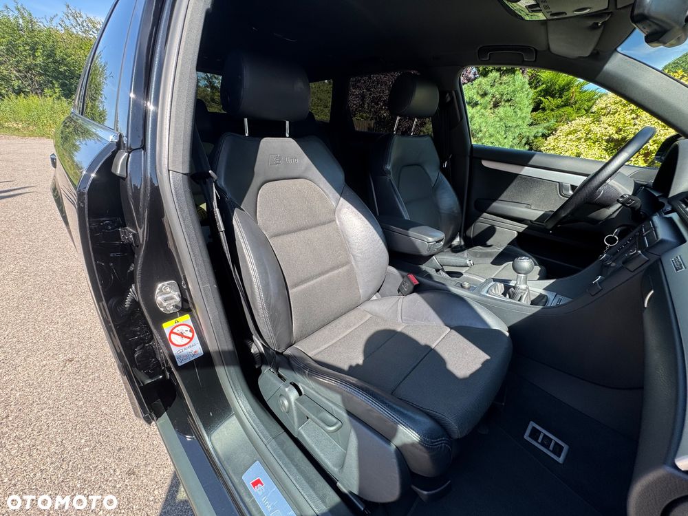 Audi A4 Avant 2.0 T FSI quattro - 14