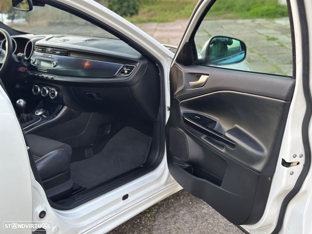 Alfa Romeo Giulietta 1.6 JTDm Progression - 36