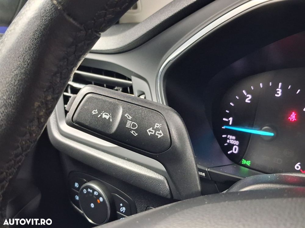 Ford Focus 1.5 EcoBlue Titanium - 14