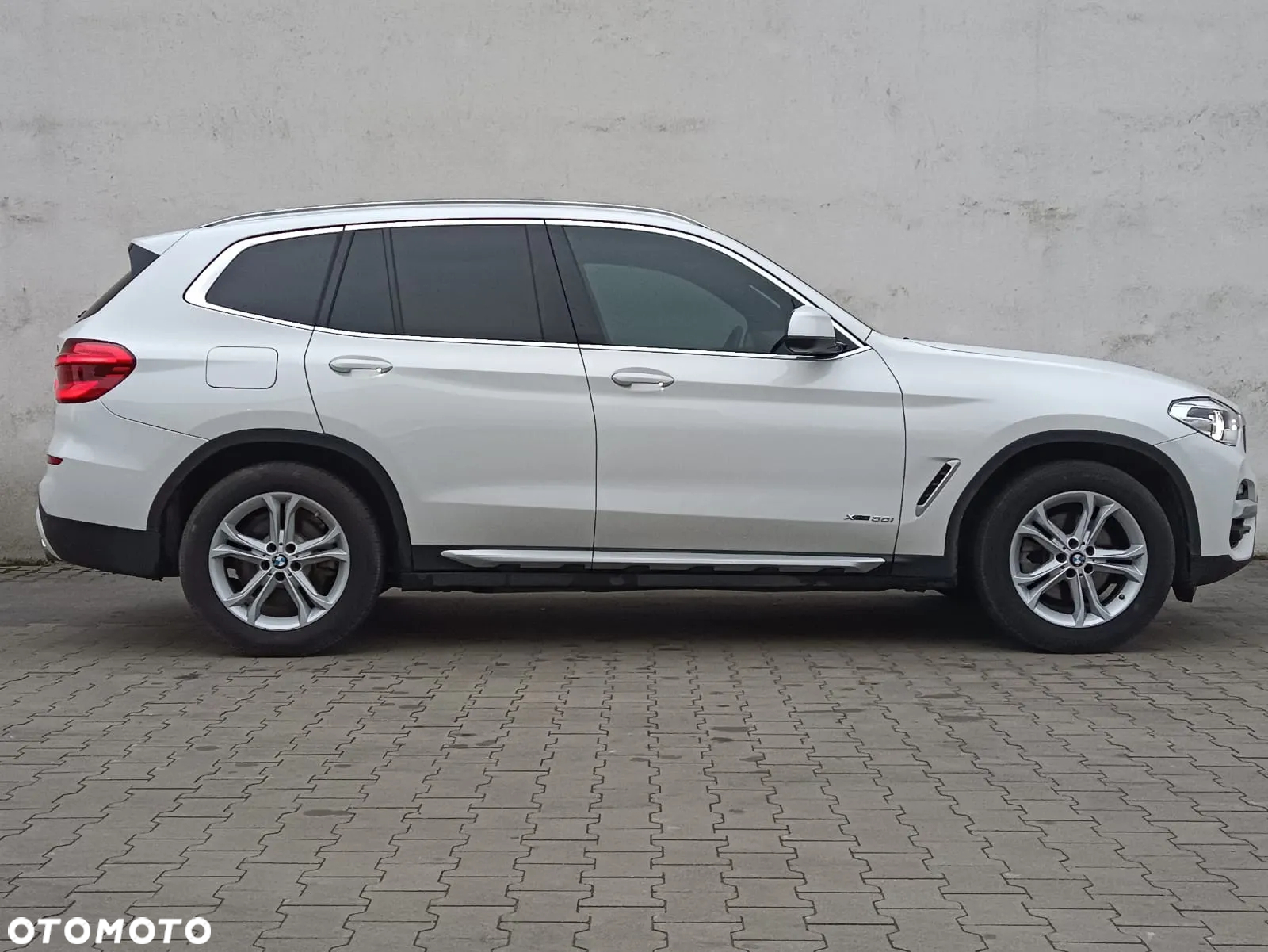 BMW X3 xDrive30i xLine - 4