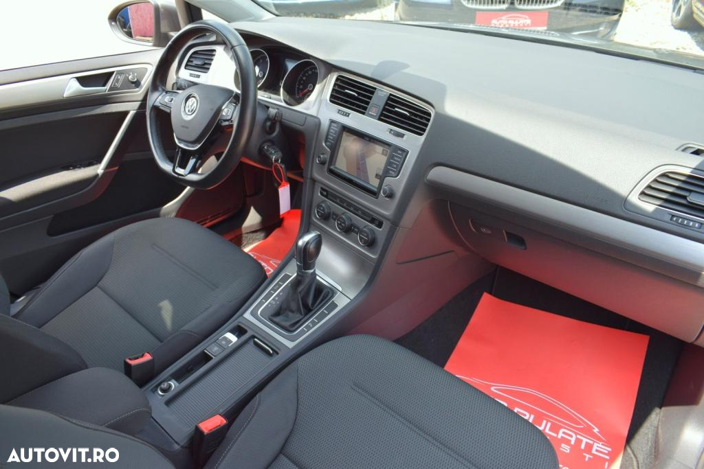 Volkswagen Golf 1.0 TSI OPF DSG Comfortline - 12