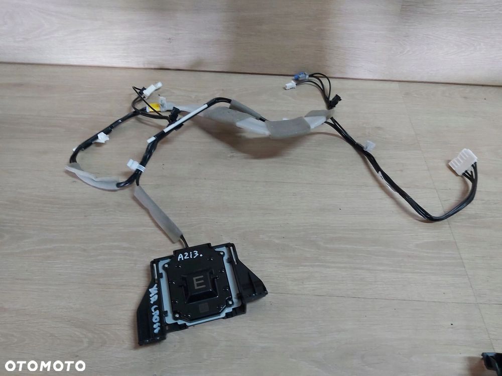 Toyota Yaris Cross Antena GPS 86862-K0010 wiązka 86101-K0450 - 1