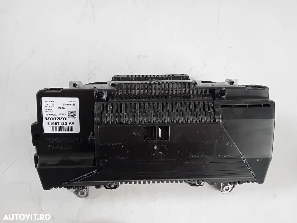 Ceasuri Bord Digitale Volvo XC90 XC60 V90 S90 Cod 31687123 An 2016+ - 6