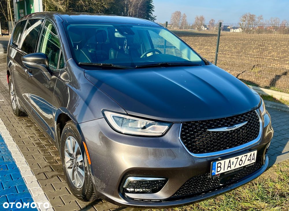 Chrysler Pacifica - 3