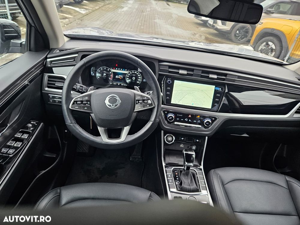 KGM Korrando ver-1-5-gdi-turbo-at-premium - 7