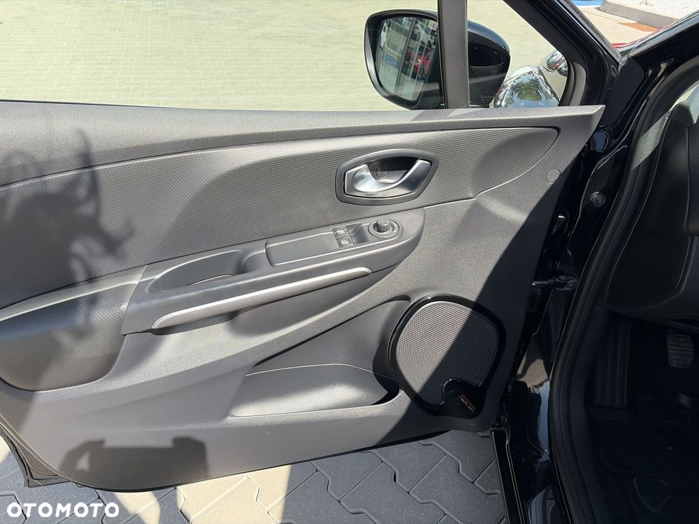 Renault Clio 0.9 Energy TCe Limited - 10