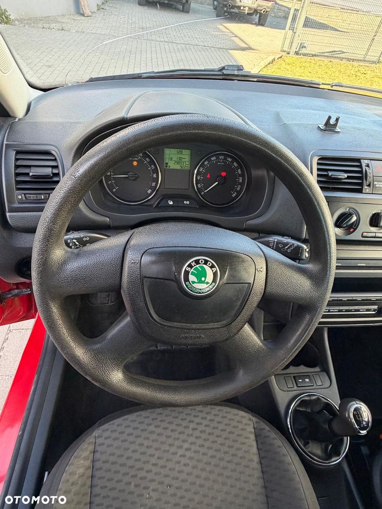 Skoda Fabia - 13