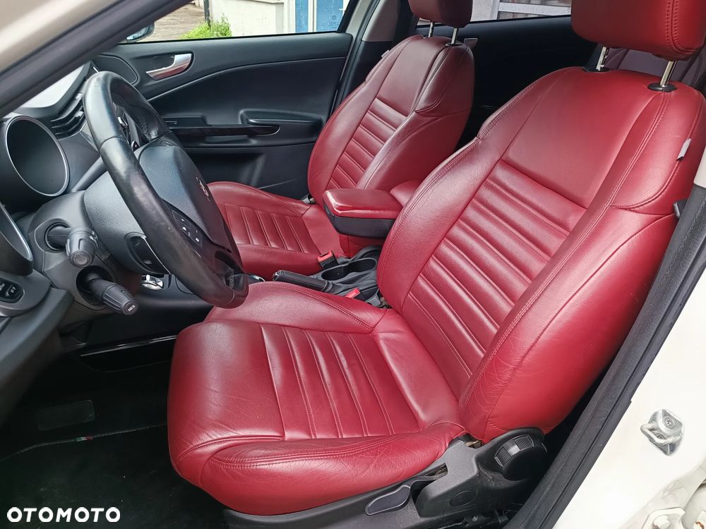 Alfa Romeo Giulietta 1.4 TB MultiAir Distinctive TCT - 17