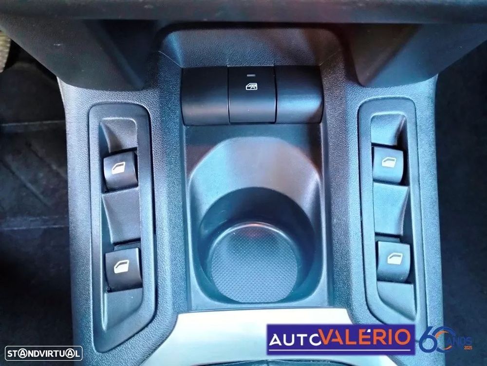 Citroën C-Elysée 1.5 BlueHDi Shine - 21