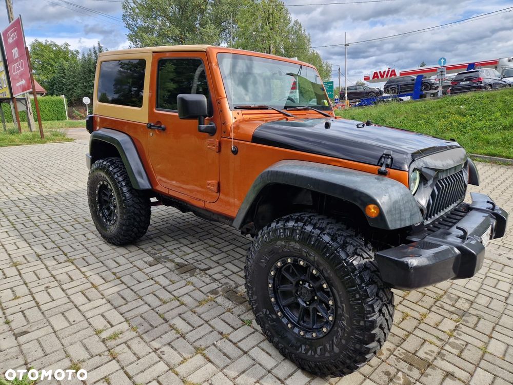 Jeep Wrangler - 1